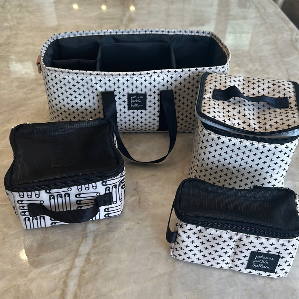 Petunia Pickle Bottom organizer Intermix print